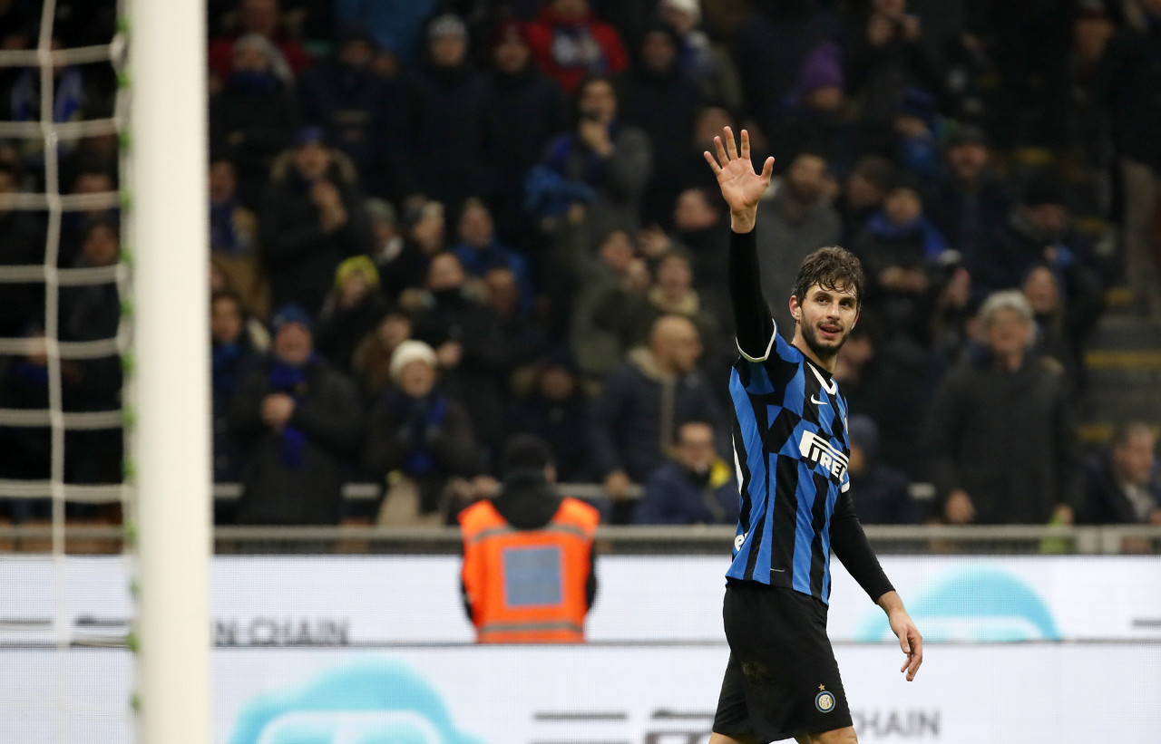 默里34分约基奇准三双，掘金末节发力击退黄蜂（默里砍34分，约基奇准三双，掘金末节爆发力擒黄蜂）