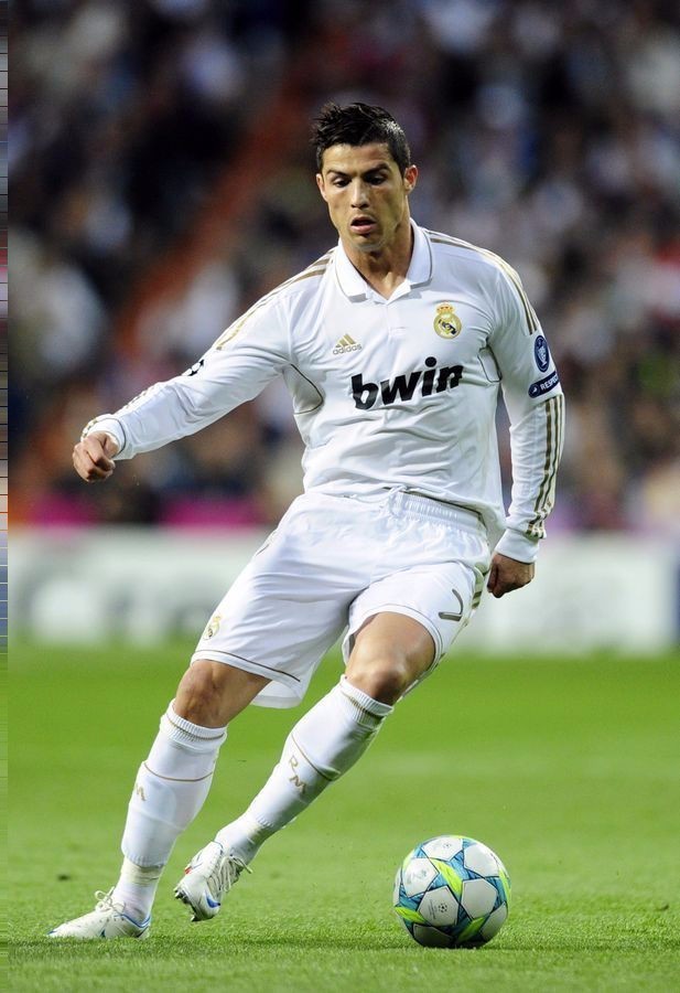 德甲前瞻：汉堡主场强势伤病多，法兰克福交锋往绩14年不败（德甲前瞻：汉堡主场强势但伤兵满营，法兰克福交锋14年不败）