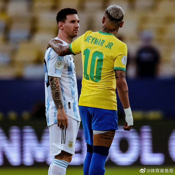 选择在伯纳乌领德国骑士十字勋章，克罗斯：皇马一直是我的家（克罗斯在伯纳乌获颁德国骑士十字勋章：皇马永远是我的家）