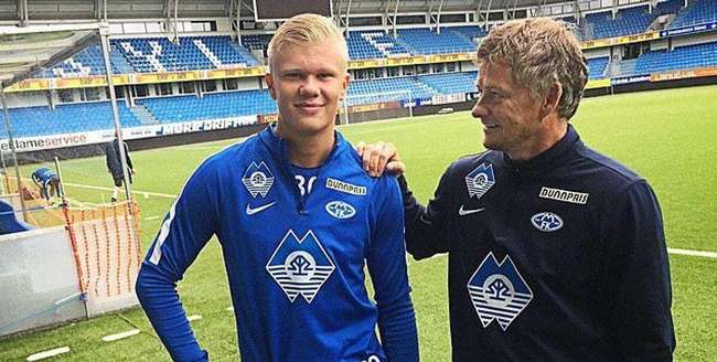 提前布局，世体：齐达内想带执教皇马时的2名助手同去法国队（世体：齐达内提前筹划，若执掌法国队将携皇马时期两位助手）