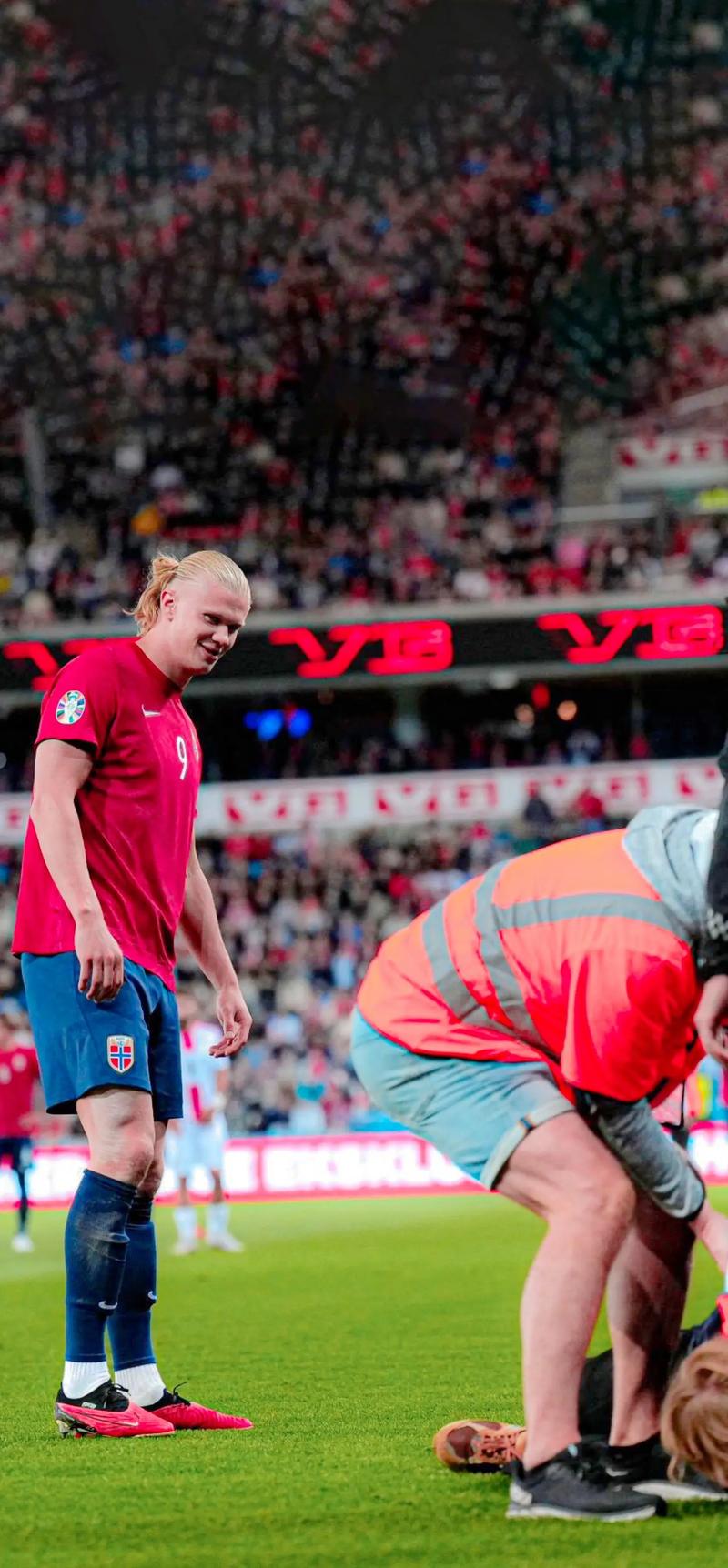 新国足年内重组无望 邵佳一要大换血弃用4大老将 3大新星成中流砥柱（新国足年内重组渺茫 邵佳一拟大换血弃用四老将 三新星有望挑大梁）