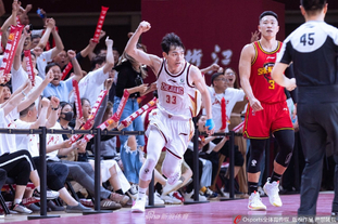 佩莱格里尼：伊斯科缝了七针，大概率将错过塞维利亚德比（佩莱格里尼：伊斯科缝合7针，恐缺席塞维利亚德比）