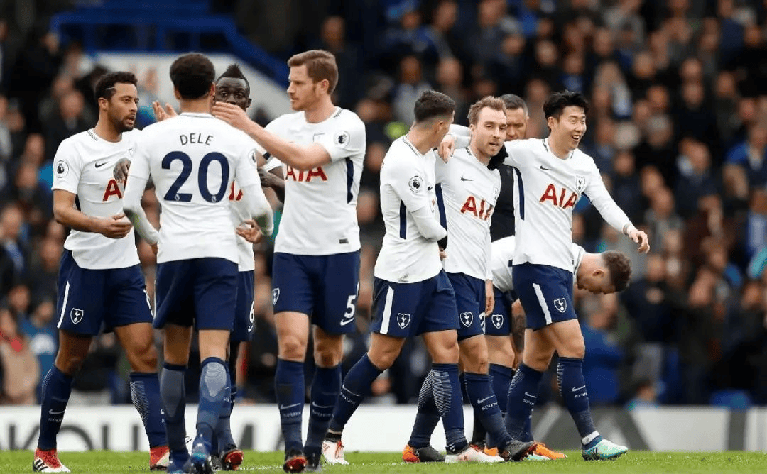 剑南春｜国米4-0科莫，劳塔罗、小图拉姆、恰20、奥古斯托破门（剑南春｜国米4-0大胜科莫：劳塔罗、小图拉姆、恰尔汗奥卢、奥古斯托建功）