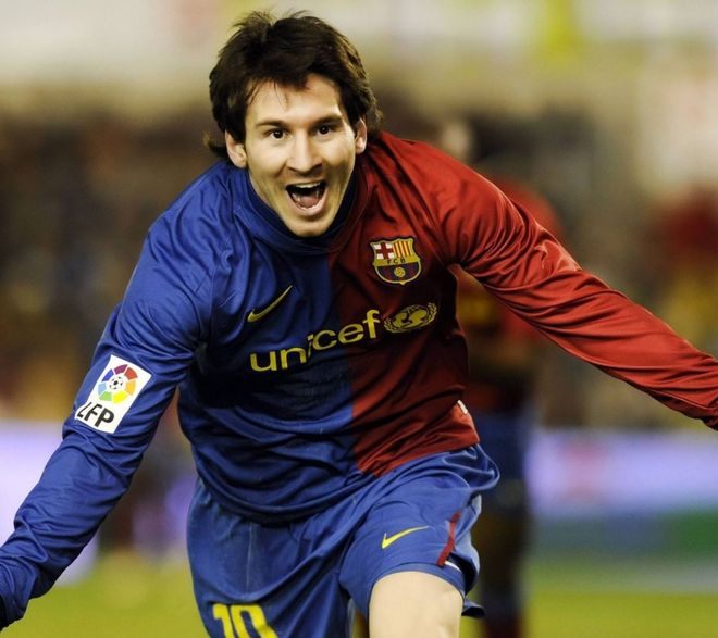 天空体育：姆巴佩能否出战曼城存疑，几小时前他刚接受了治疗（天空体育：姆巴佩数小时前刚接受治疗，出战曼城成疑）