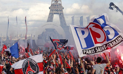 球迷比赛期间骂尤文踢得太烂，斯帕莱蒂回击：你们想怎样？（球迷赛中怒斥尤文表现低迷，斯帕莱蒂回怼：你们还想怎样？）